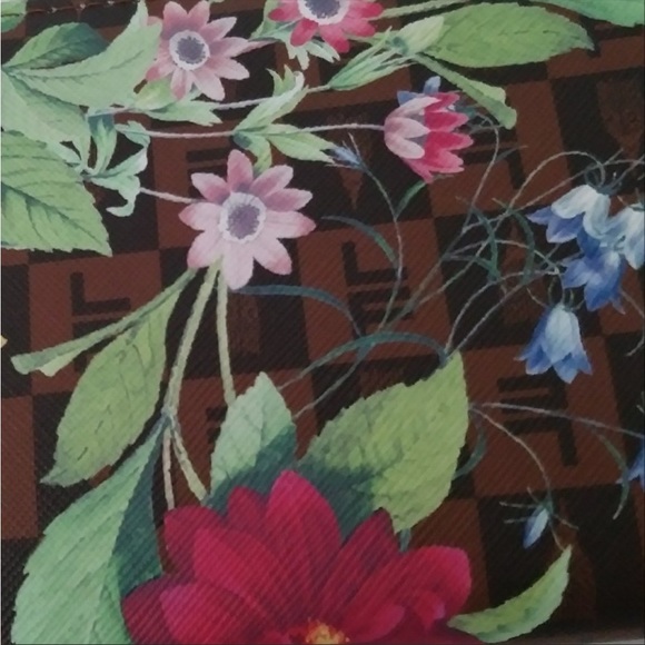 London Fog Adalia Signature Zip Around Wallet Wristlet New - Picture 7 of 10